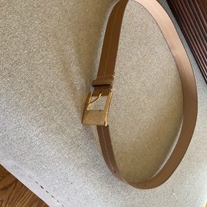 Tan/gold Michael Kors belt / large